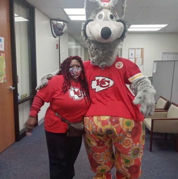 Meet your Posher, Phyllis - Picture 1 of 1